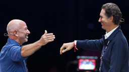 Jeff Bezos und John Elkann in Mailand Foto Italian Facts