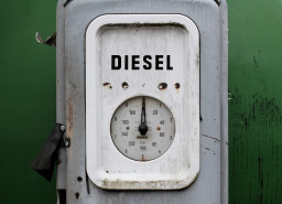 Auf Diesel und Benzin wird eine CO2-Abgabe fällig Foto pixabay