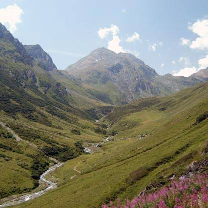 Abstieg nach Cassaccia. Auch die Römer waren schon da. Foto Tour Explorer.